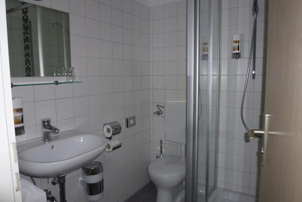 Hotel Garni Mowe Tutzing Phòng bức ảnh